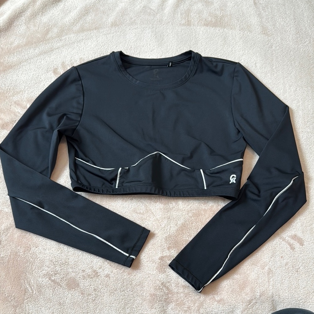 Good American. Black Long Sleeve Crop Top